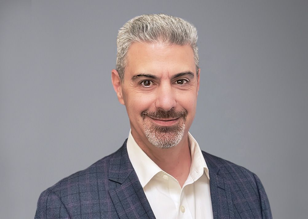 Headshot of Russ Evans
